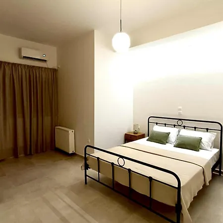 Marianna's Bright & Modern House 公寓